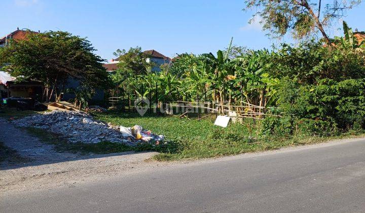 Hot List of Land for Sale on the Main Road, Mahendradata Location, West Denpasar 1