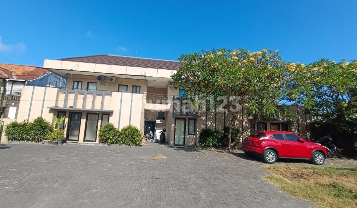 Di Jual Tanah Bonus Bangunan Kost di Atasnya Lokasi Jayagiri Renon Denpasar Selatan