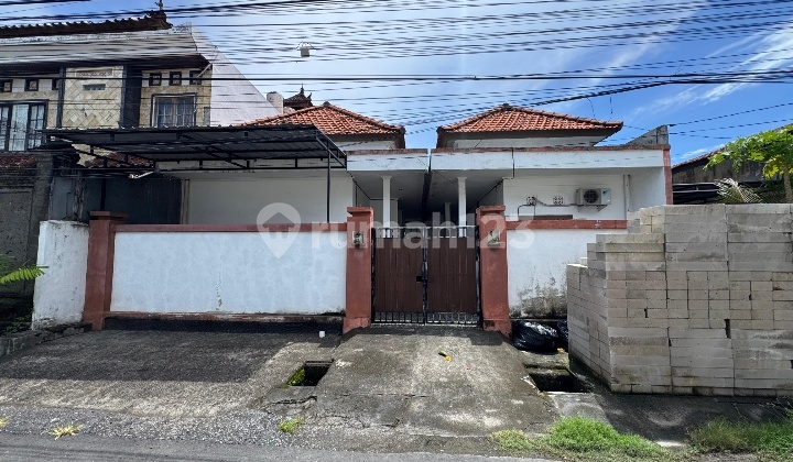 For Sale Land with Bonus Boarding House Building, Location: Tukad Badung, Renon, South Denpasar.