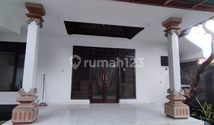 Di Jual Tanah Bonus Bangunan Rumah Layak Huni Lokasi Yudistira Seminyak