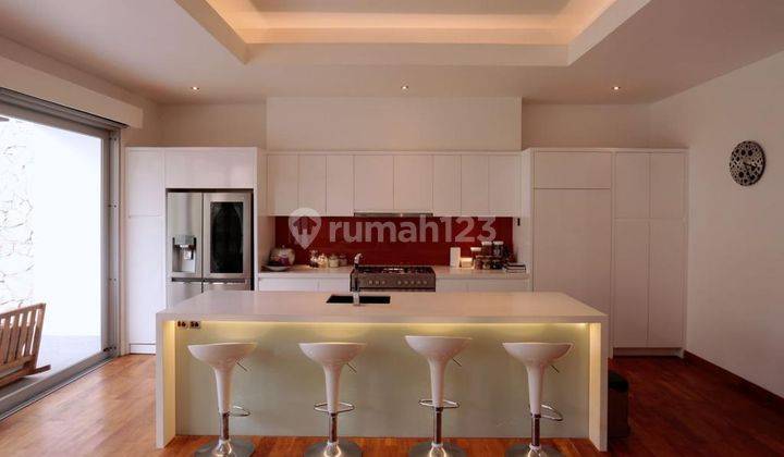 Hot List Di Jual Villa Lokasi Umalas Kerobokan Kuta Utara  2