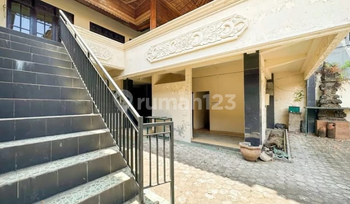 Hot List Top Urgent Cheapest in Its Class For Sale Ex Restaurant Building Location Main Street Werkudara Seminyak Kuta Badung