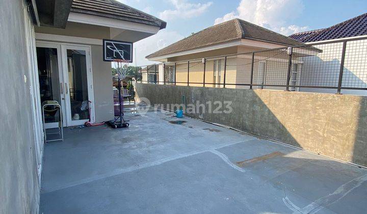 Greenhills Rumah Bagus  2 Lantai Full Furnished Rooftop Luas Siap Huni