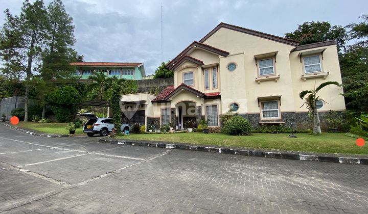 Rumah Strategis Area Favorit Tubagus Ismail Sayap Dago 1