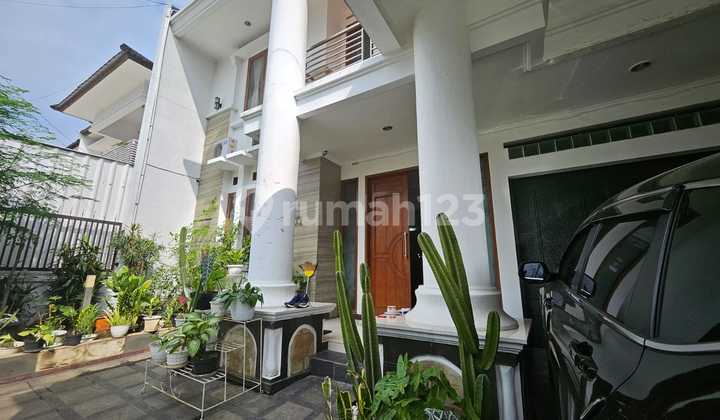 Well-Maintained House Ready to Paint Furnished Near Buahbatu Toll Road Bandung 2