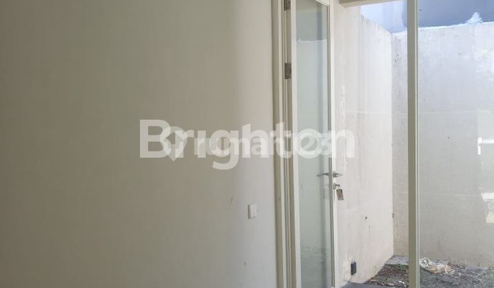 RUMAH SIAP HUNI GREENLAND MENGANTI GRESIK 2