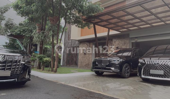 Dijual Rumah Mewah dengan Private Pool di Patra Kuningan - Lt 550 M², Lokasi Prime Jakarta Selatan 2
