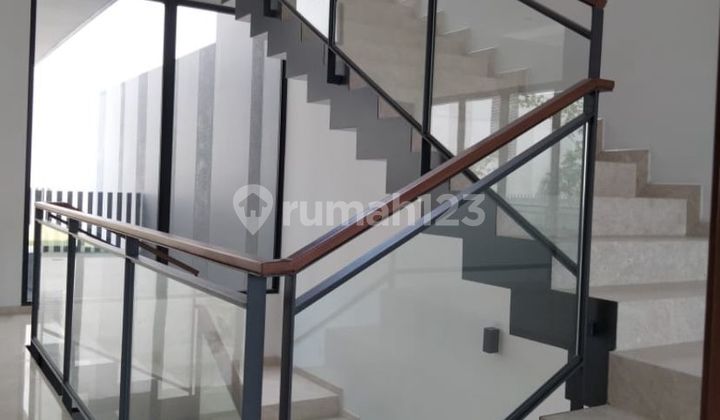 Price Drop! Good Land Hook House in Navapark Bsd - Lyndon Cluster, Facing the Park 2