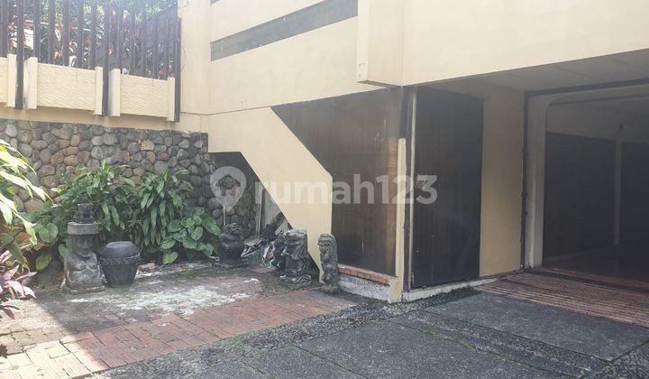 Di Jual Rumah Kawasan Sangat Prime Di Jl Raya Dharmawangsa Kebayoran Baru