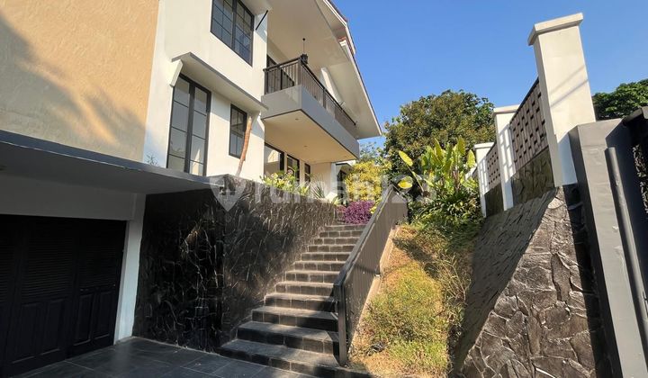 Rumah Cantik Pondok Indah | Lt 768 M² | Private Pool | Lingkungan Tenang