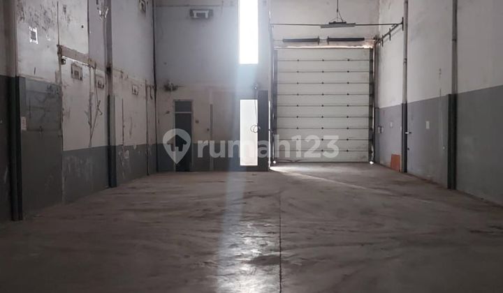 Disewakan Gudang + Kantor di Sedayu Bizpark Cakung | Parkir Luas