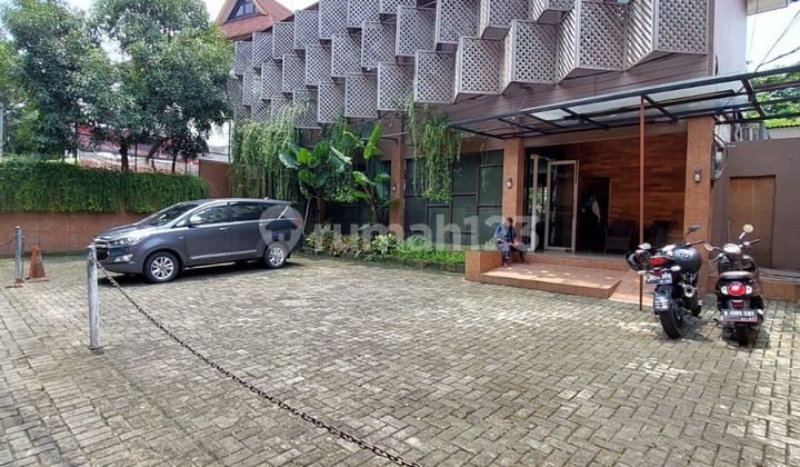 Gedung Kantor 3 Lantai Prapanca Raya - Cocok Klinik, Resto & Office | Parkir 12 Mobil
