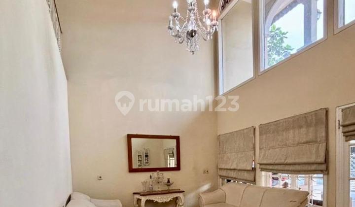 Dijual Rumah Hoek Siap Huni - Taman Kedoya Baru | Lt 350 M² | Nego 2