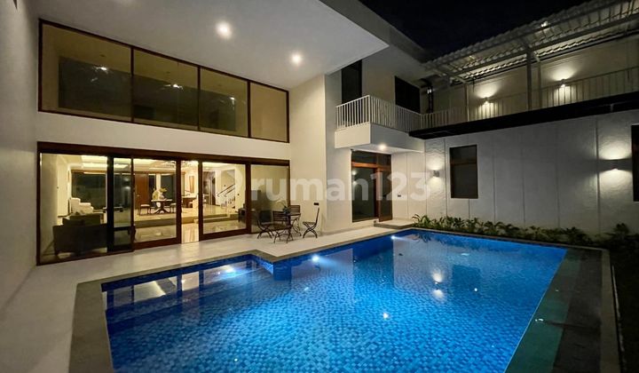 Luxury House Permata Hijau - Renovasi Baru, Private Pool, SHM Luxury House Permata Hijau - Renovasi Baru, Private Pool, SHM