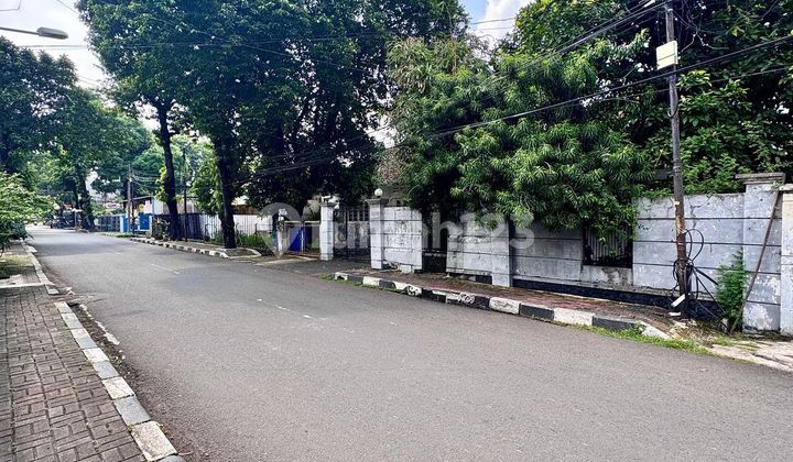 Dijual Rumah Lama Hitung Tanah di Bawah NJOP - Jl. Guntur Setiabudi | Area Komersial | SHM