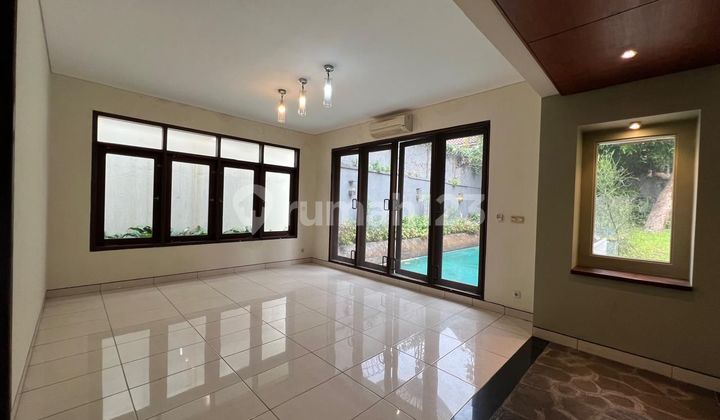 Luxury House for Rent with Rooftop & Skyline View in Mega Kuningan - Private Pool, Premium Location 2