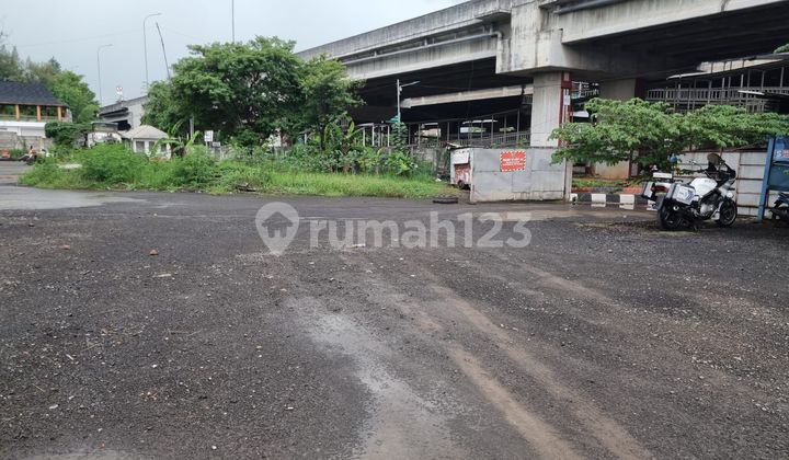 For Sale Strategic Land in Jatinegara Area, East Jakarta, Along Main Road, Suitable for Office and School