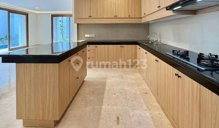 Dijual dan Disewa Rumah Mewah Pondok Indah - Renovasi Baru | 3 Lantai | SHM & IMB 2