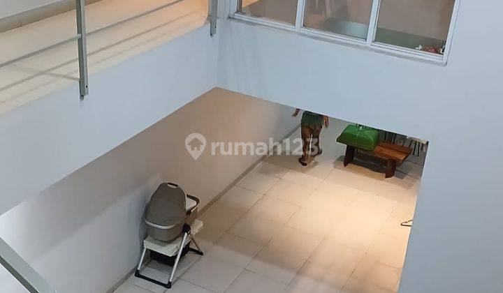 Rumah Bagus 2 Lantai Siap Huni Di Kopomas Bandung 2