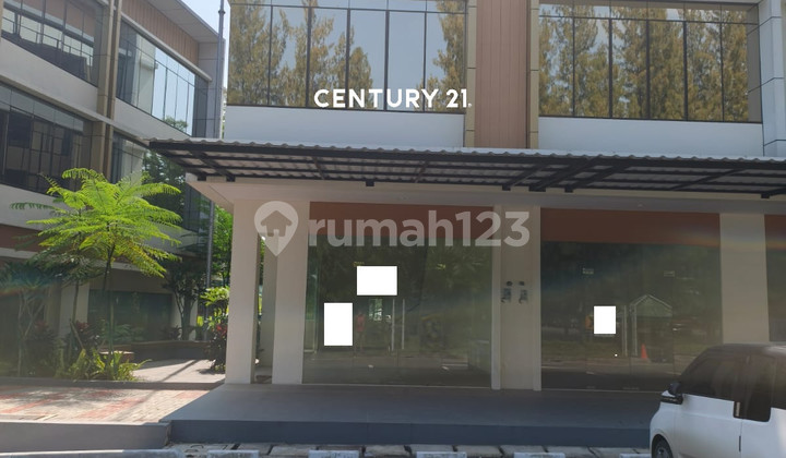Premium 3 ½ Story Shop House (Ruko) with Hook in Almandine, Deltamas City 1