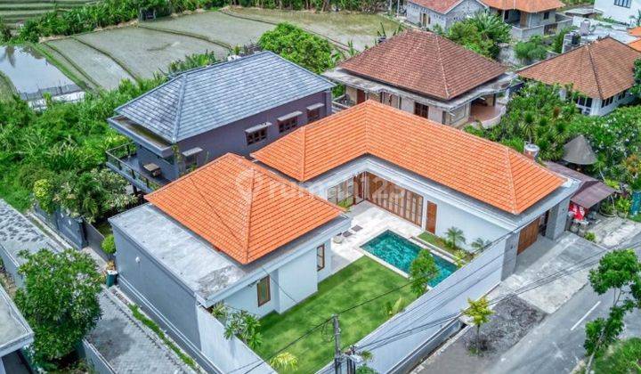 For Sale Villa In Babakan, Canggu 1