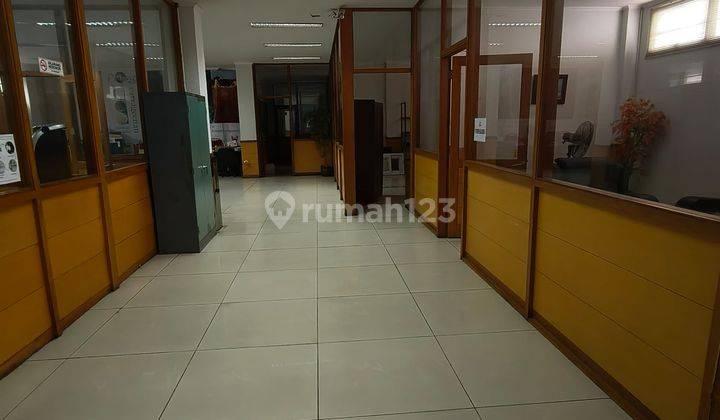 Dijual Perkantoran Bagus 892 m2 HGB Gunung Sahari, Jakarta Pusat 2