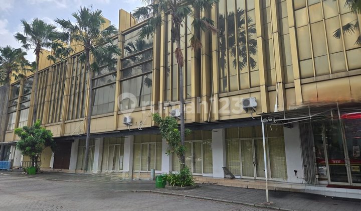 Ruko Gandeng 5 Unit Golf Lake Residence