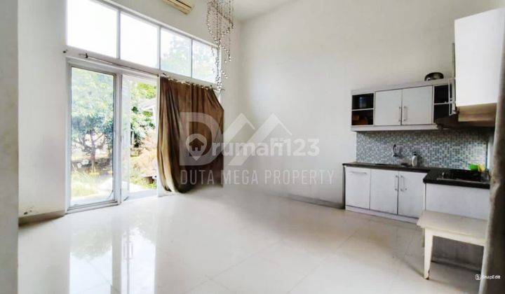 Rumah Luas Cantik Posisi HOOK di Graha Raya Bintaro 2