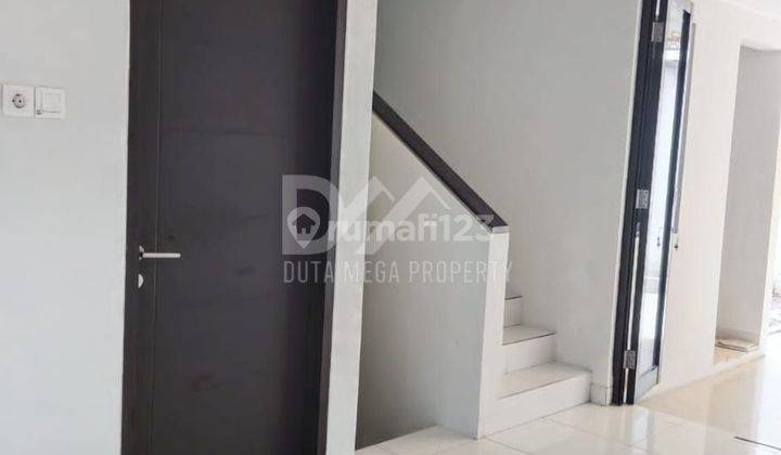 Rumah Cantik Luas 95m² Siap Huni di Graha Raya Bintaro 2