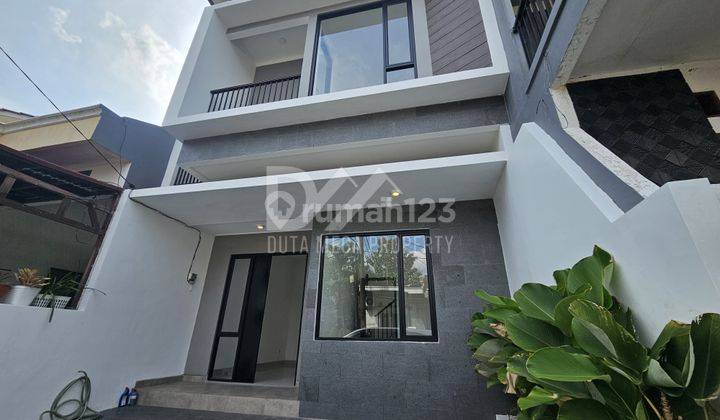 Brand New House 2 Lantai Siap Huni Graha Bintaro 2