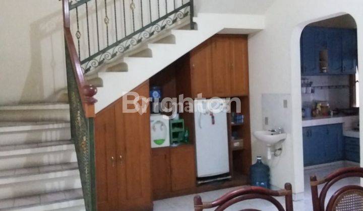 RUMAH KOST 2 LT SEMI FURNISH - KETINTANG TIMUR DEKAT KAMPUS 2