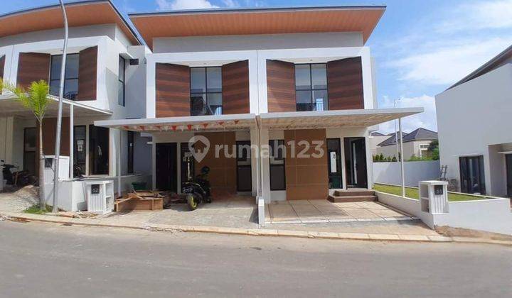 Rumah Baru 2 Lantai Hook Tengah Standar Developer (Hadap Utara) 1