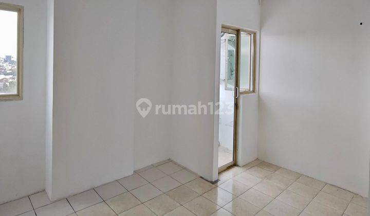 Dijual Apartment Queen Victoria 3 Bedroom Lantai 20 2