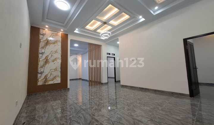 Spacious 144m House Good Renovation Ready to Live In Taman Harapan Baru 2