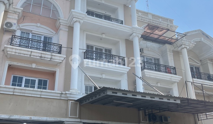 Showroom 4 Stories, Neat and Ready to Use, Main Road Access, Large Parking Area 1