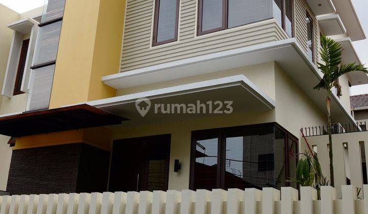 Rumah Hook Startegis Sht Bagus Di Rawamangun Jakarta  di Rawamangun 1