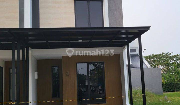 Rumah 3 Lantai Bagus di Jakarta Garden City Cluster Yarra , Jakarta Timur 1