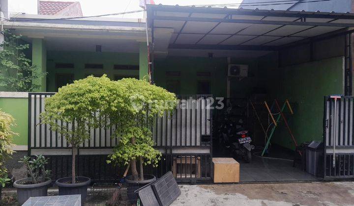 Rumah Bagus SHM di Harapan Indah, Bekasi 1