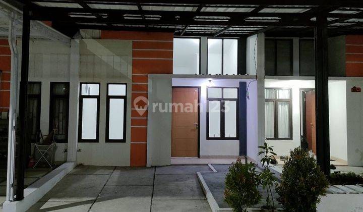 Rumah Sudah Renovasi HGB di Cluster Amethyst, Bekasi 1