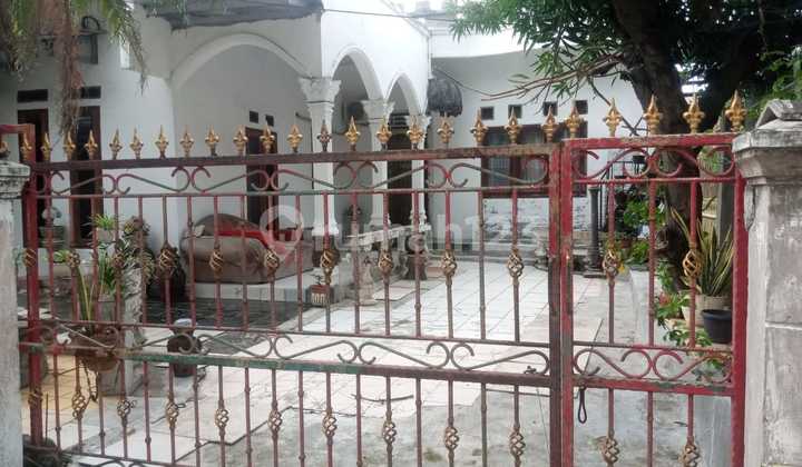 Affordable Hook Houses in Harapan Indah Bekasi