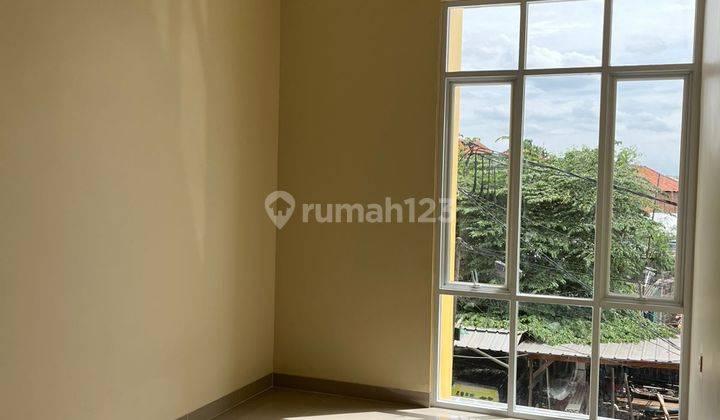 Rumah 2 Lantai Bagus di Permata Harapan Baru, Bekasi 2