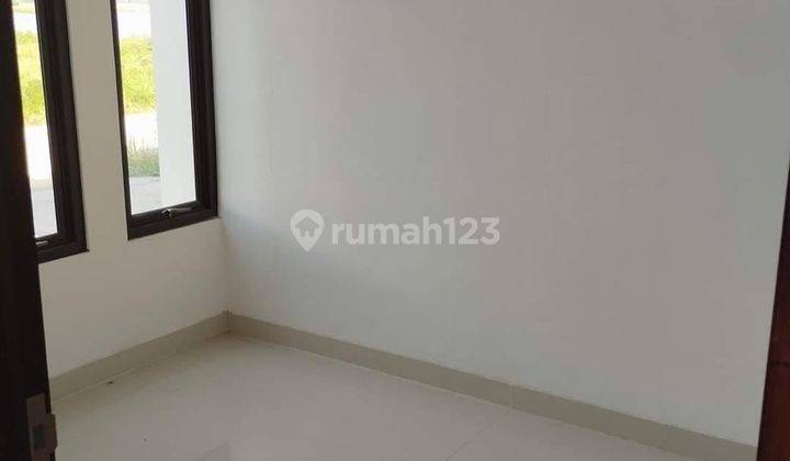 Rumah Sudah Renovasi HGB di Cluster Amethyst, Bekasi 2