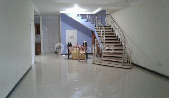 Nice House In Front Cluster Strategic Location Close To Everything in Harapan Indah 2