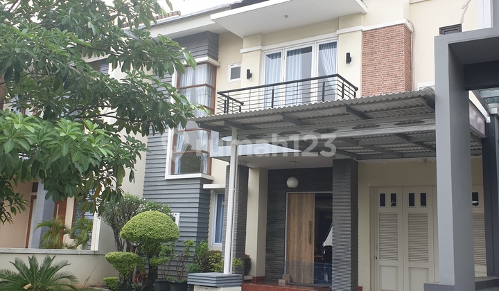 Rumah Bagus Rapi Terawat di Cluster Heliconia Luas 250M