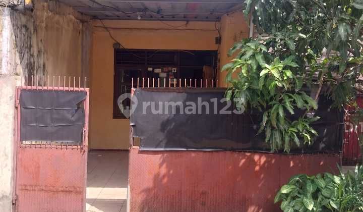 Rumah Butuh Renov Total Jual Nego Habis di Pesona Anggrek Bekasi