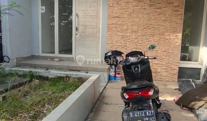 Rumah 2 Lantai Bagus di Harapan Indah Cluster Vasana, Bekasi 2