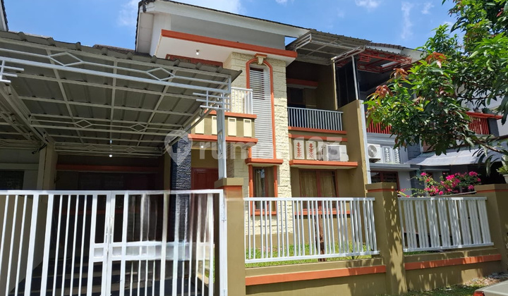 Good and Ready-to-Occupy 2-Story House in Grand Wisata Bekasi Good and Ready-to-Occupy 2-Story House in Grand Wisata Bekasi