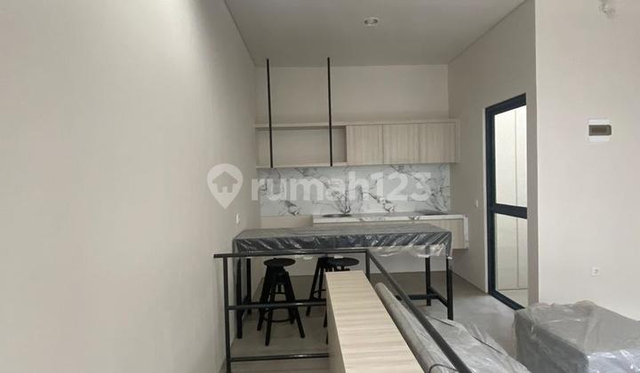 Rumah 3,5 Lantai Full Furnished 6X10 di Cluster Impresahaus 2