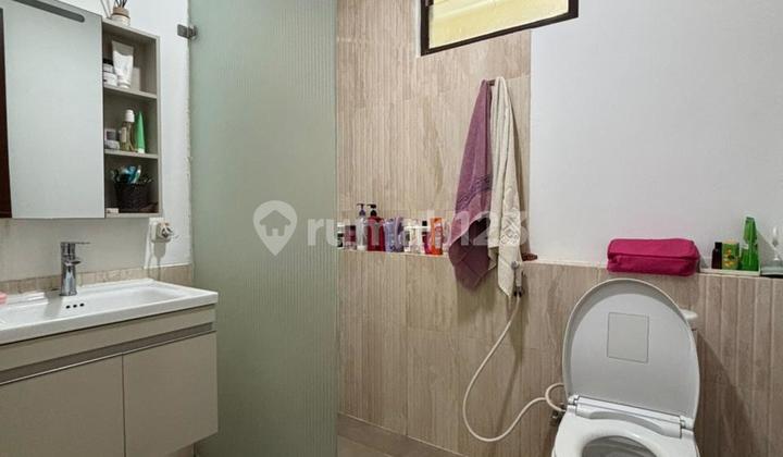 Comfortable Layout & Semi-Furnished House at Ritzone The Icon, Bsd City