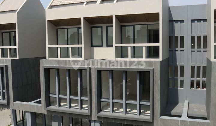 FOR RENT DELREY BSD SHOPHOUSE, SUITABLE FOR CLINIC, OFFICE, BOUTIQUE FOR RENT DELREY BSD SHOPHOUSE, SUITABLE FOR CLINIC, OFFICE, BOUTIQUE